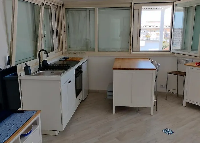 Attichetto Monolocale Vista Mare Terrazzatissimo Asterspace Апартаменты *
