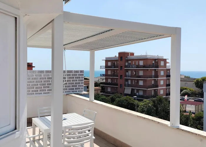 Апартаменты Attichetto Monolocale Vista Mare Terrazzatissimo Asterspace