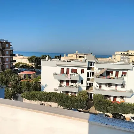 Attichetto Monolocale Vista Mare Terrazzatissimo Asterspace Apartment Anzio