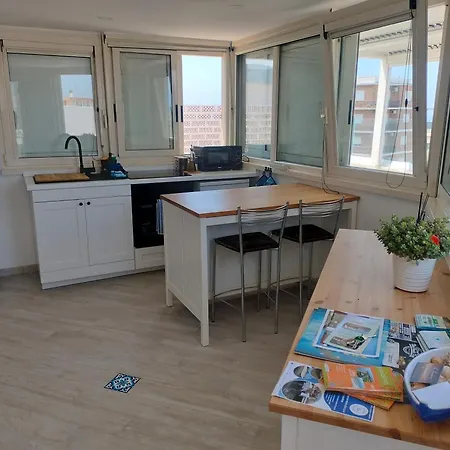 Attichetto Vista Mare Terrazzatissimo Asterspace 公寓 *