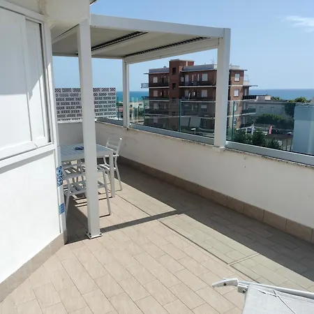 Attichetto Vista Mare Terrazzatissimo Asterspace 安齐奥